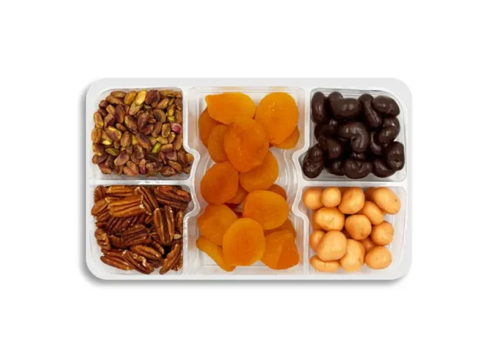 Nuts & Fruit Elegance | Gourmet Mix - Image 1